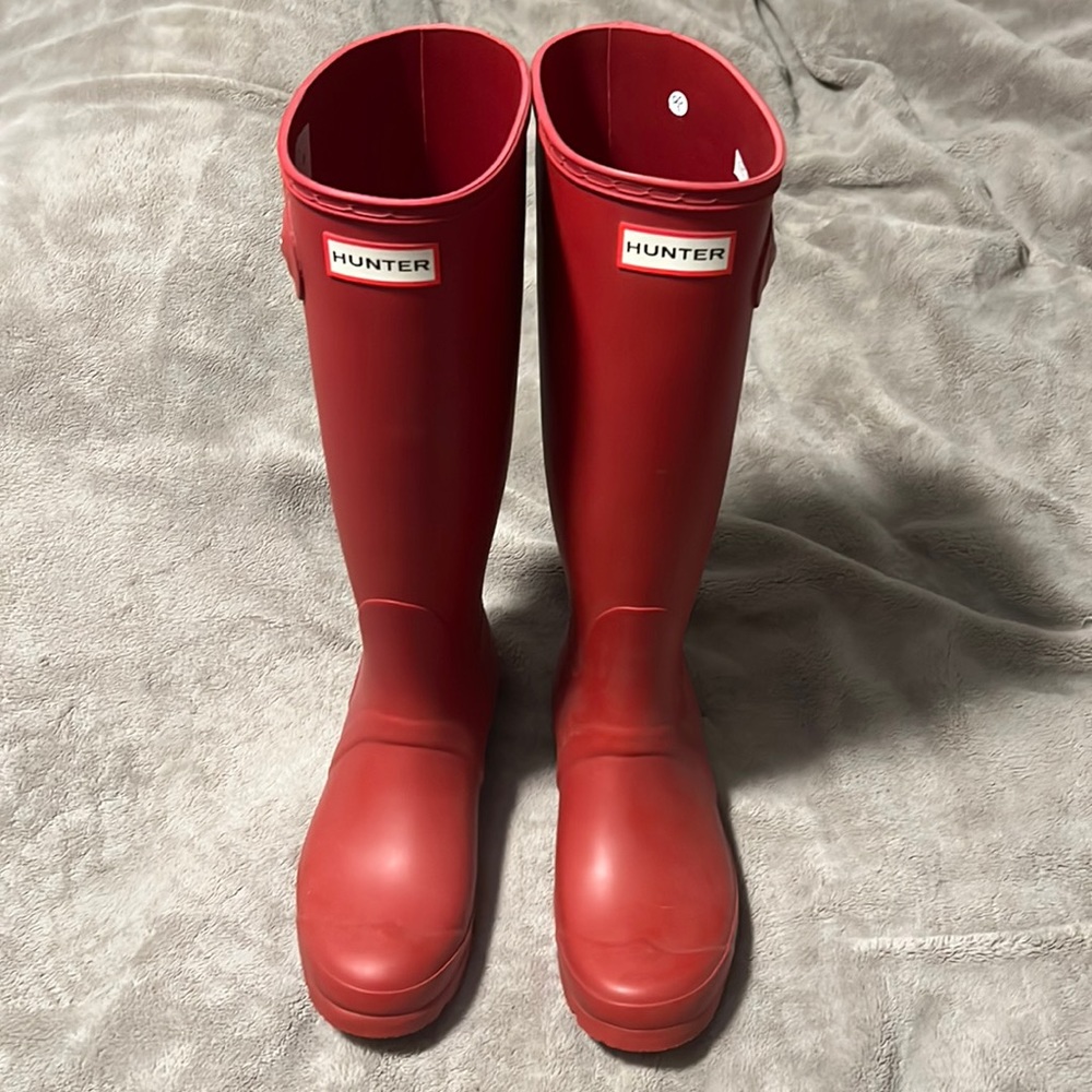 NWOT Red Hunter Rain Boots